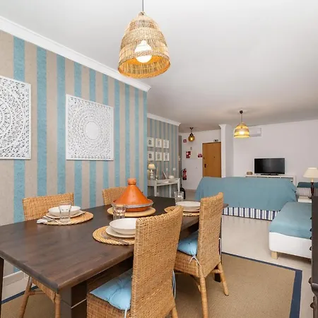 Blue House - Stunning And Prime Location - Montechoro, Albufeira