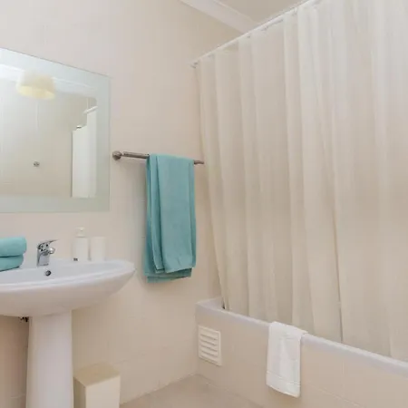 Blue House - Stunning And Prime Location - Montechoro, Albufeira